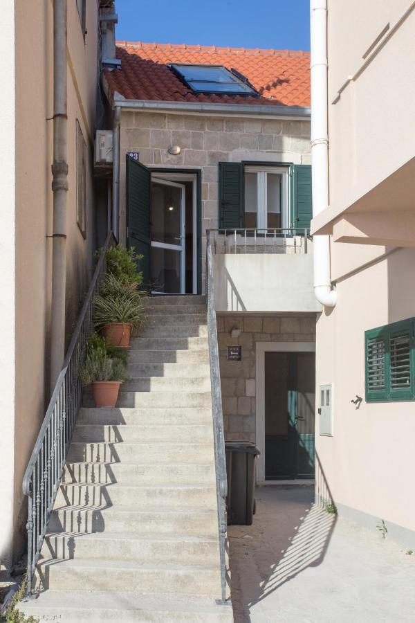 Beach Apartment Korina Sumpetar Exterior photo